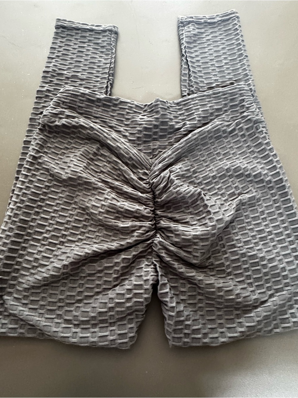 Gray High-Rise Scrunch-Back Textured Leggings